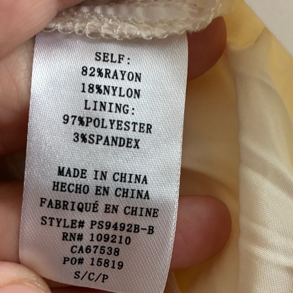 Windsor Cream Front Slit Tiered Maxi Skirt S - Picture 9 of 11